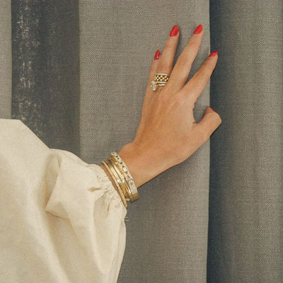 How to Choose a Women's Luxury Bracelet