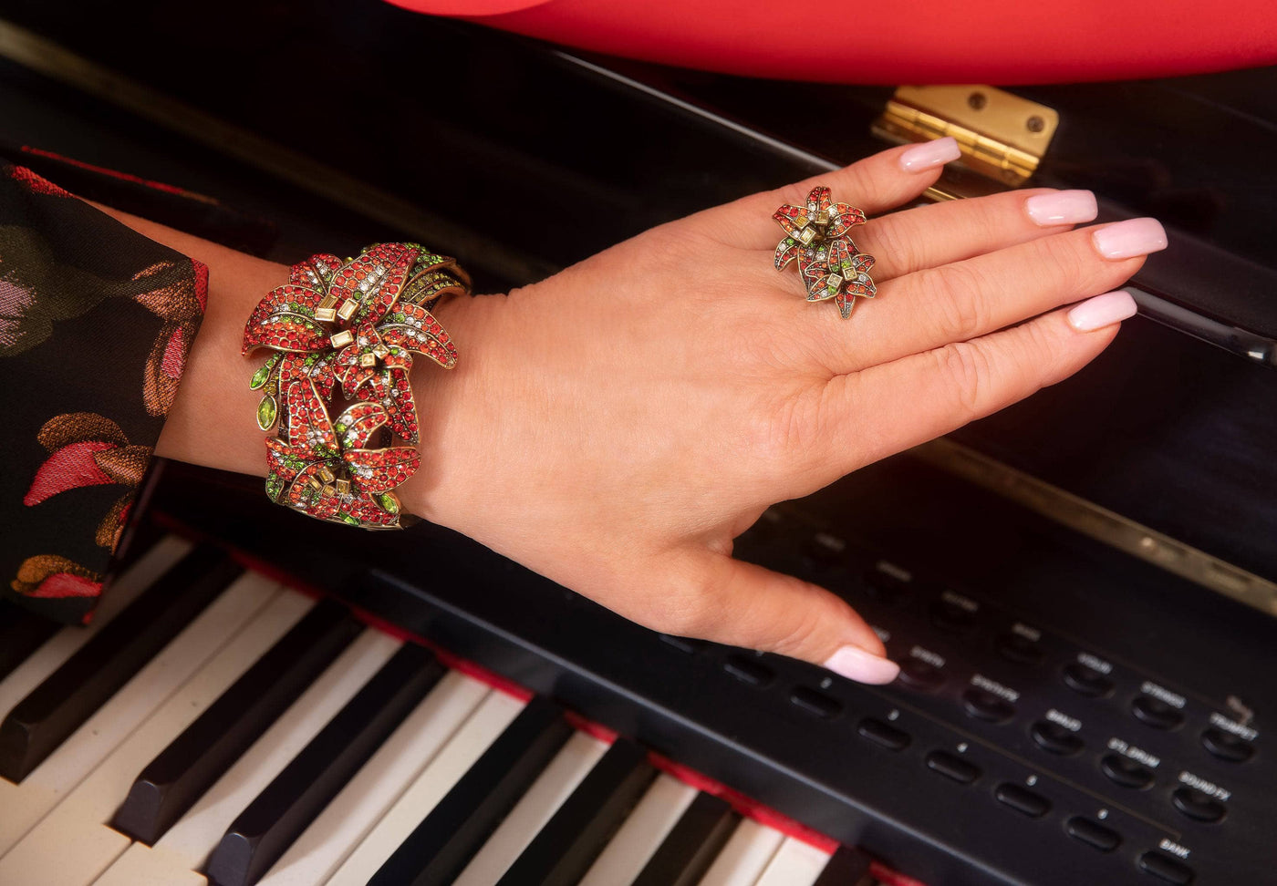 Heidi Daus®"Amaryllis" Crystal Floral Ring