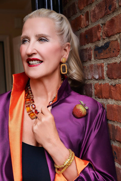 HEIDI DAUS® "Teacher’s Pet" Crystal Apple Brooch Pin – Back to School Jewelry