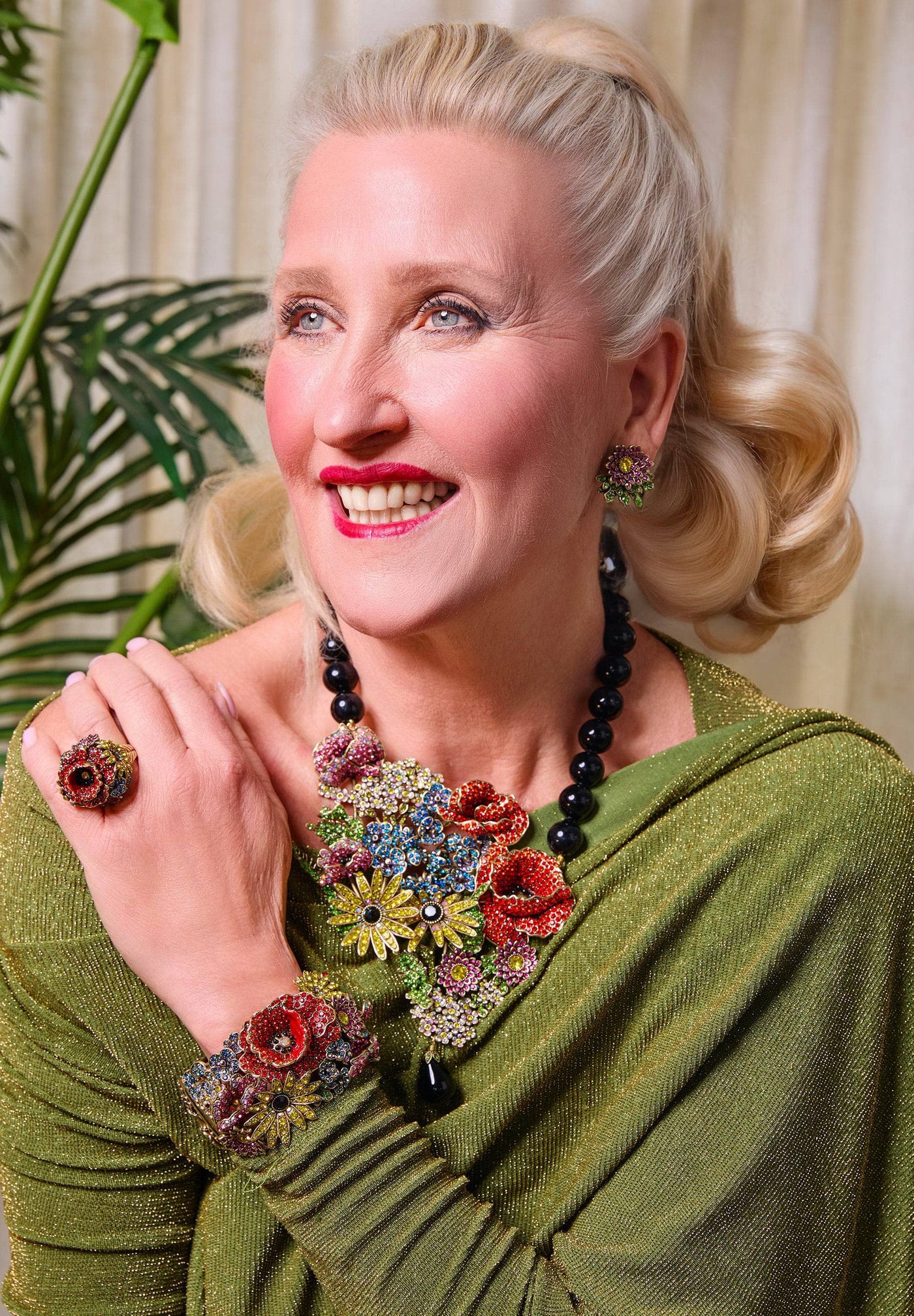 Heidi Daus wearing the wildflower garden collection