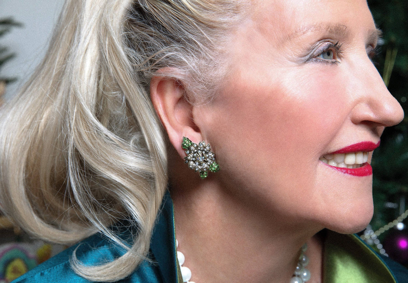 Heidi Daus®"Late Bloomer" Crystal Button Flower Earring