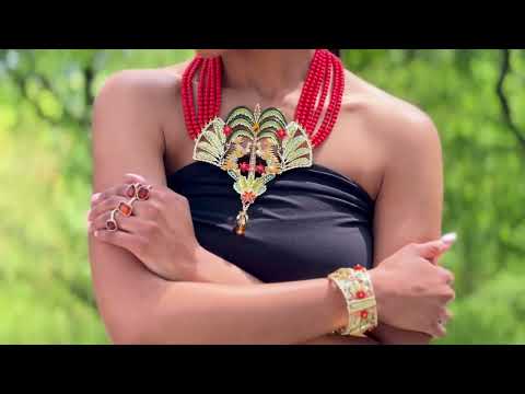 HEIDI DAUS®"Tale Of Two Tigers" Crystal Floral Tiger Bracelet