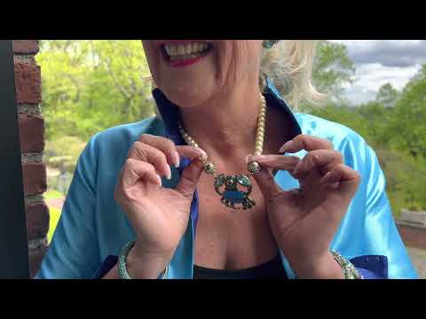 HEIDI DAUS® "Charming Crab" Crystal & Enamel Magnetic Charm