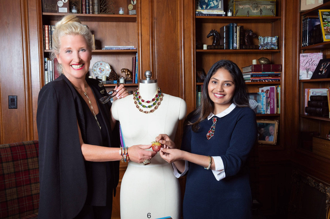 HEIDI DAUS®"Teacher's Pet" Crystal Apple Pin HEIDI DAUS®