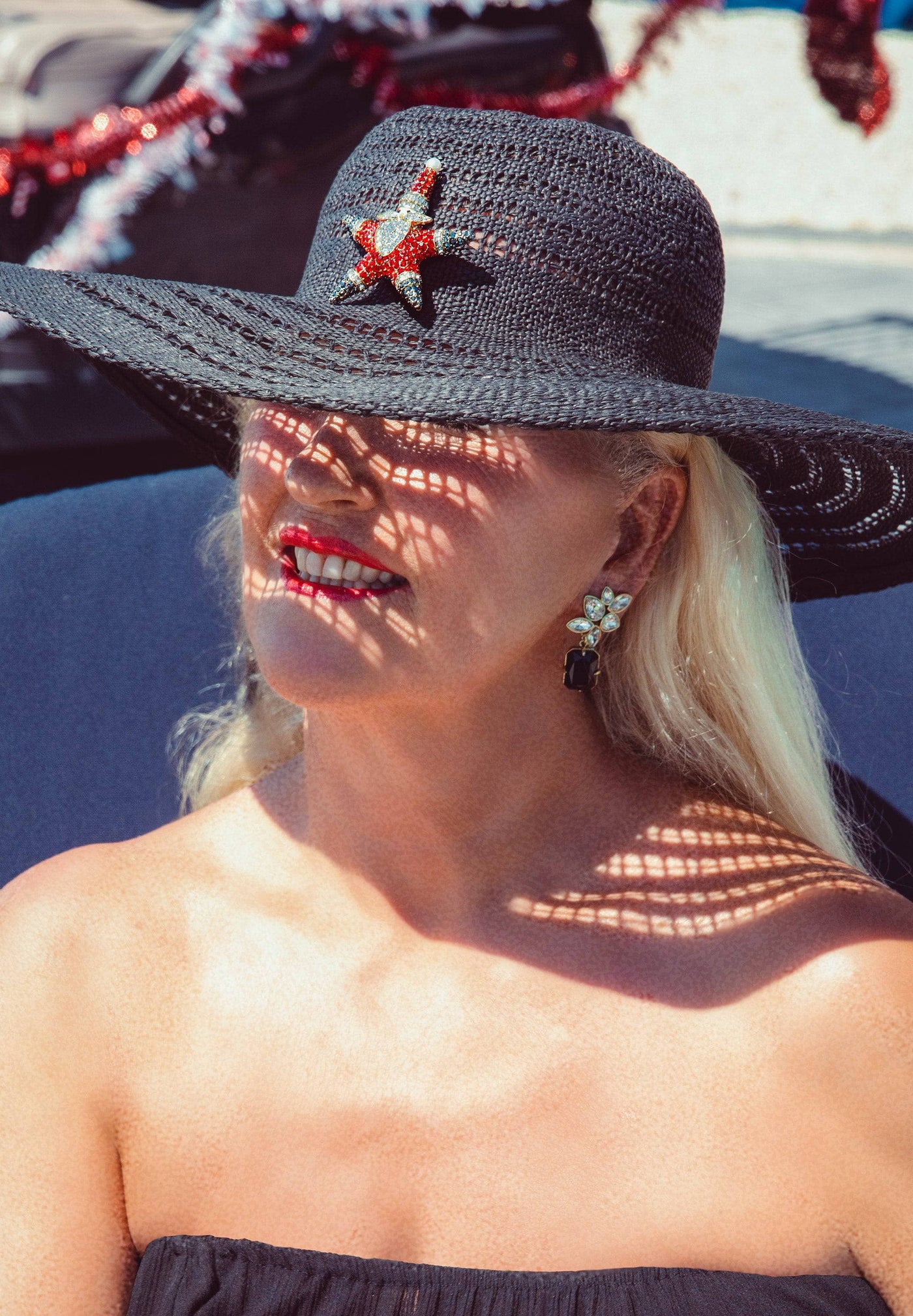 HEIDI DAUS®"Santa Star" Enamel & Crystal Santa Claus Pin