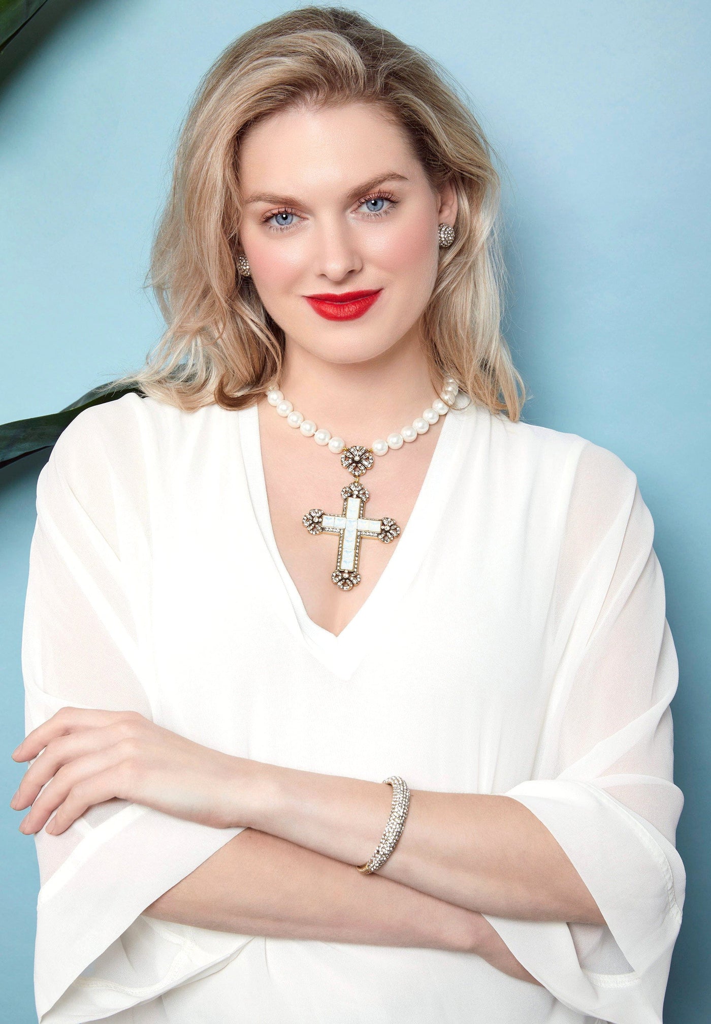 HEIDI DAUS®"Bow Cross" Beaded Crystal Cross Necklace