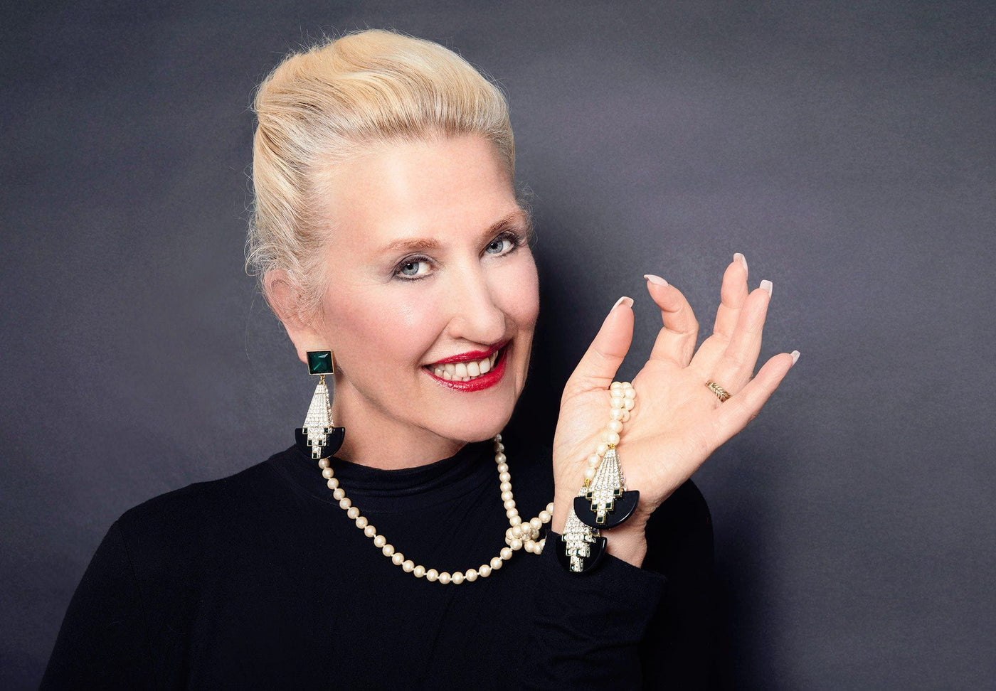 HEIDI DAUS® "Avant Garde" Beaded Resin Crystal Deco Lariat Necklace HEIDI DAUS®