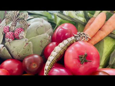 HEIDI DAUS®"Bountiful Harvest" Crystal Harvest Charm